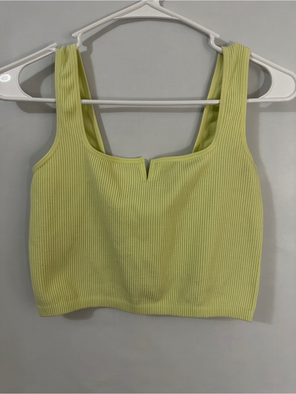 #140 Source Unknown Lime Ribbed Crop Tank Top